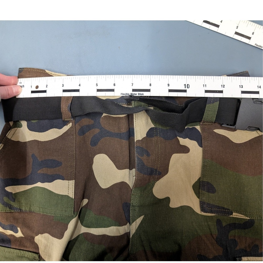 Almost Famous Camo Cargo Pants Womens Medium Green Camouflage Belted PW86A-94C - Picture 9 of 13